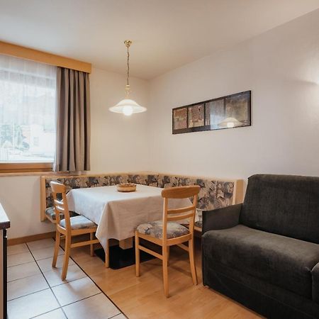 Residence Chalet Pinis Corvara In Badia Eksteriør bilde