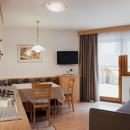 Residence Chalet Pinis Corvara In Badia Eksteriør bilde