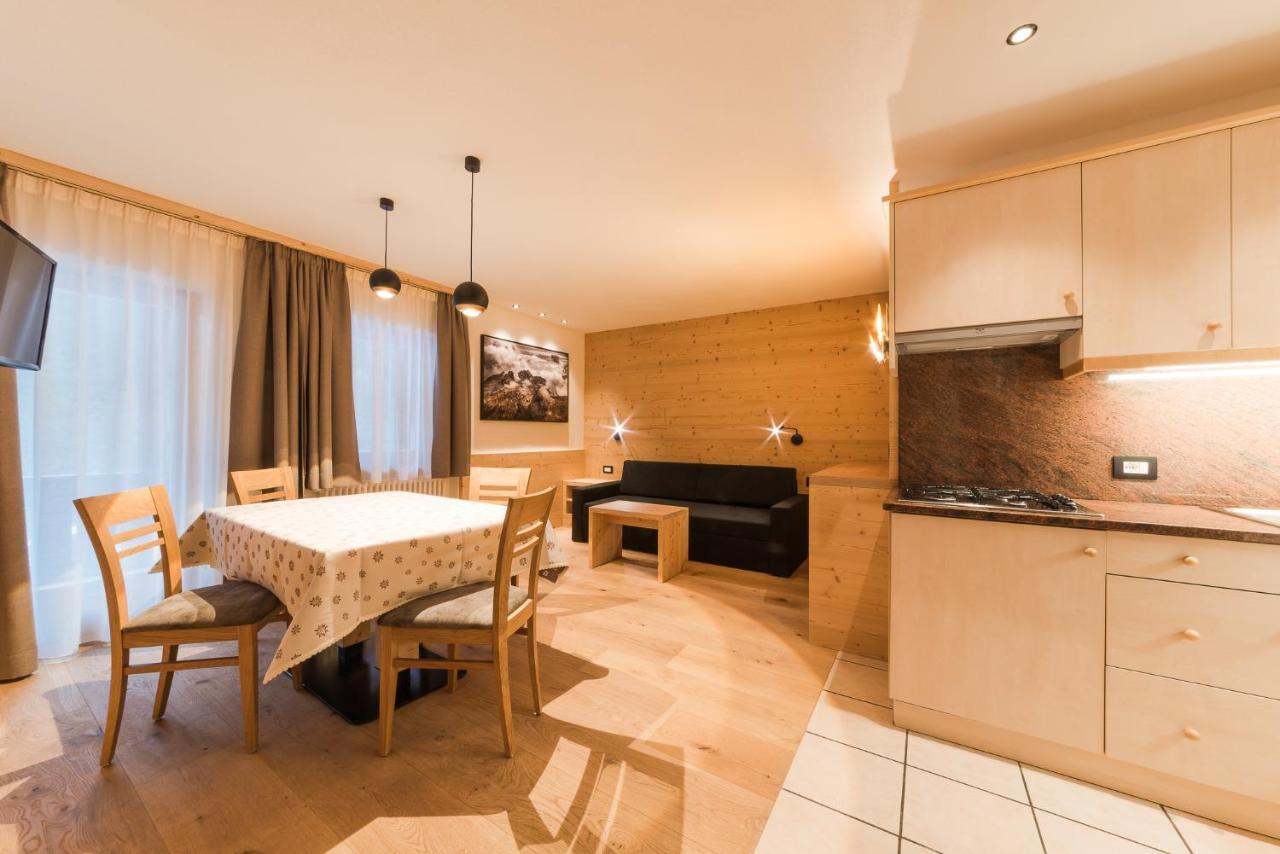 Residence Chalet Pinis Corvara In Badia Eksteriør bilde