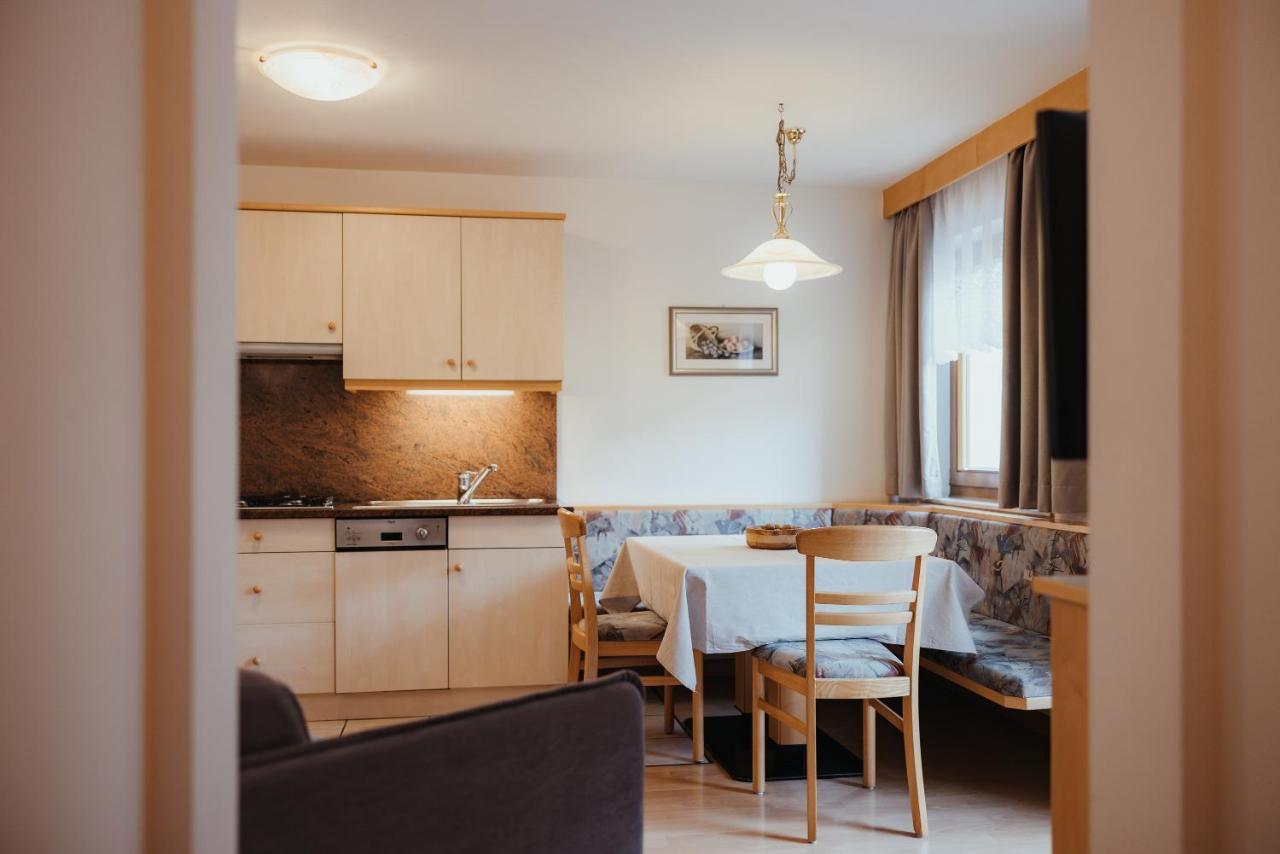 Residence Chalet Pinis Corvara In Badia Eksteriør bilde