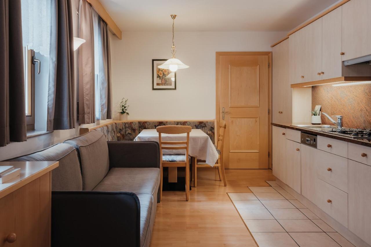 Residence Chalet Pinis Corvara In Badia Eksteriør bilde