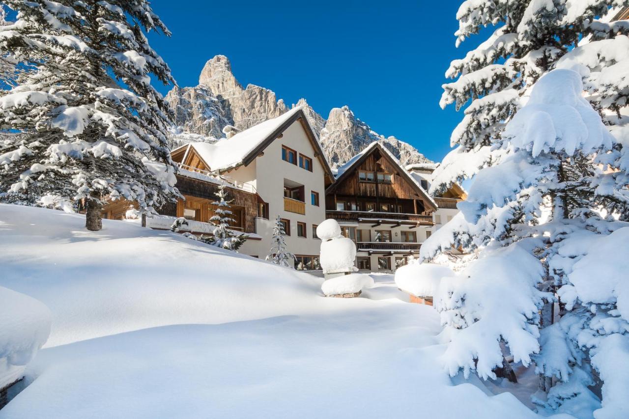 Residence Chalet Pinis Corvara In Badia Eksteriør bilde
